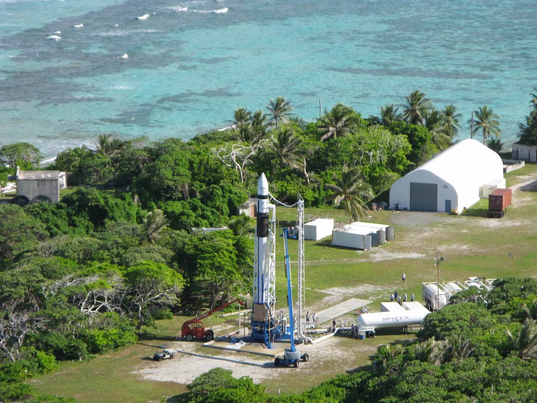 Kwajalein Atoll Omelek Island